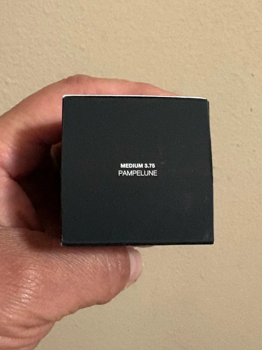 NARS Sheer Glow Foundation - MEDIUM 3.75 PAMPELUNE SHEER GLOW Brand New.